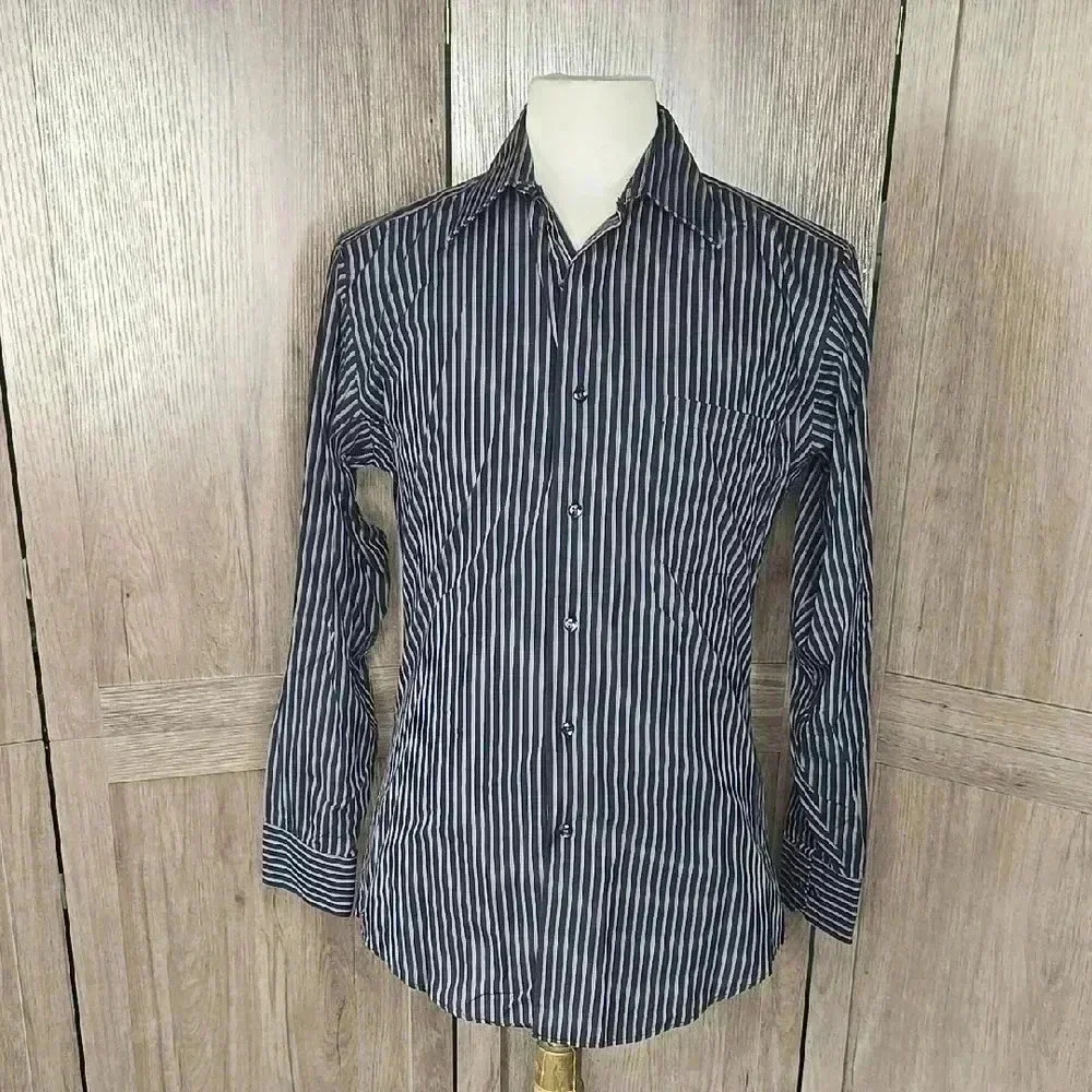 Black & White Vertical Stripe Button‑Down Shirt Medium